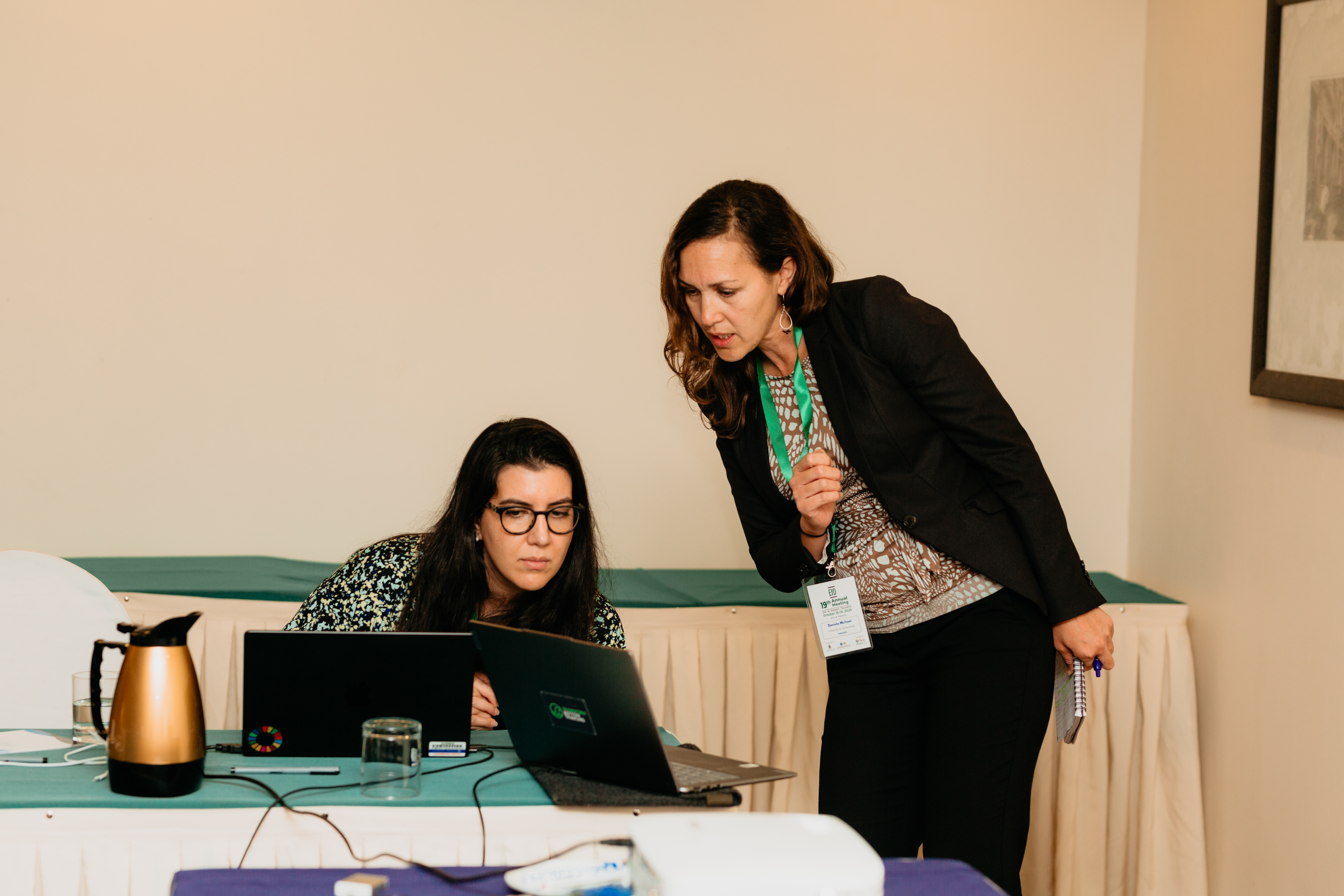 Two members of EfD's Global Hub