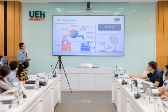 EfD Vietnam researcher's presentations