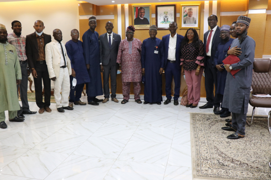 Meeting between EfD Nigeria and Nigeria's Minister of Environment on development of Natural Capital Accounts for Nigeria