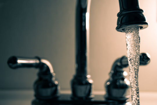 Water faucet