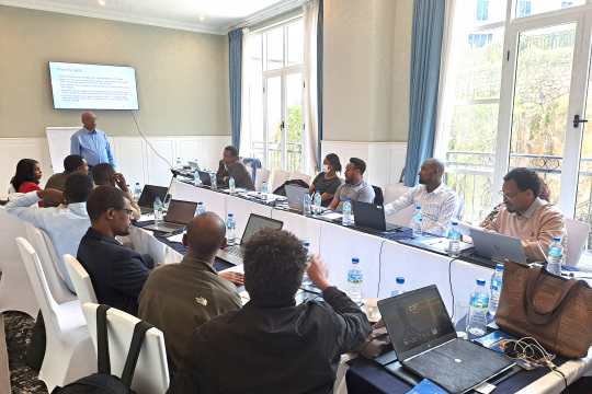 IGE alumni and fellows during the training