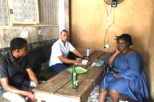 Yonas Alem conducting a pilot interview with one restaurant owner in Lagos. Photo: Meseret Abebe 