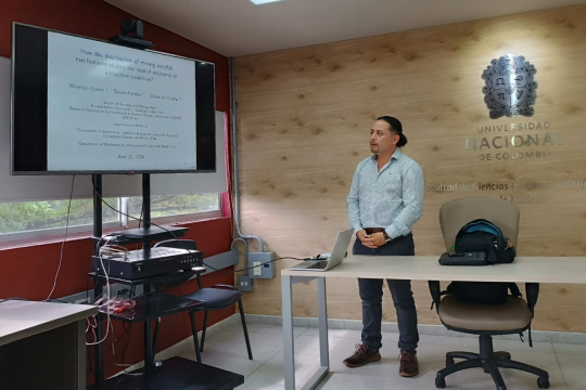 Mauricio Oyarzo at Colombian Universidad Nacional