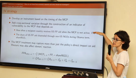 Prof. Nathalie  presenting at Makerere University: Photo by Jane Anyango