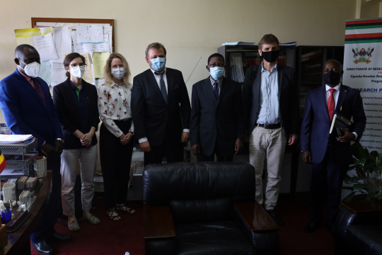 The Swedish delegation and some Mak staff pose for a group photo with Prof. Buyinza after the meeting