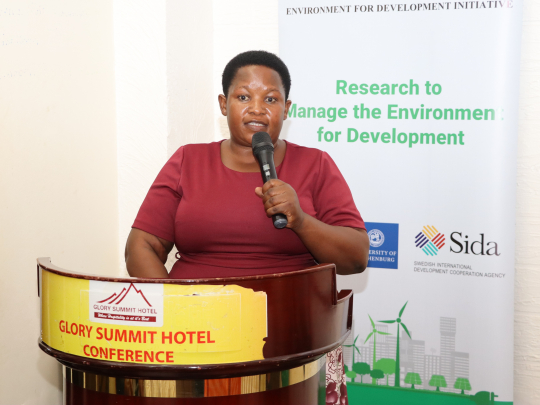 Vice Chairperson Hoima  district Hellen Namulumba closing the dialogue