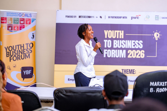 Ms. Fisha Isaac, representing EfD Tanzania is giving the keynote address The Role of Academia in Building Tanzania’s Innovation Ecosytem. Photo by Deborah Loy.