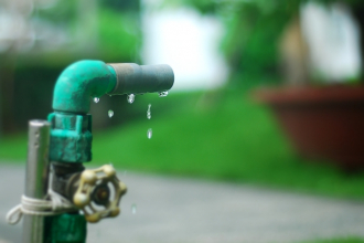 A leaking water pipe