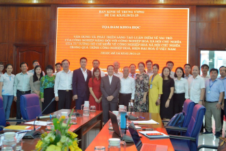 Dr. Le Thanh Loan, EfD Vietnam at the Central Economic Commission Workshop