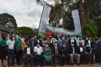 Participants posing after the opening session at White Horse Inn in Kabale. Photo: EfD
