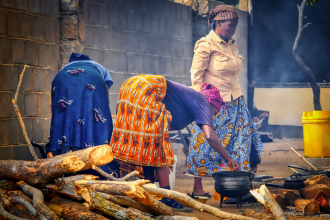 women cooking